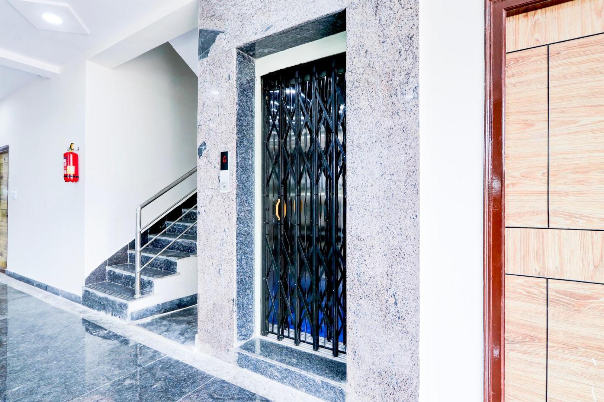 Super Hotel O Adibatla Near Tcs Ibrahimpatan Εξωτερικό φωτογραφία