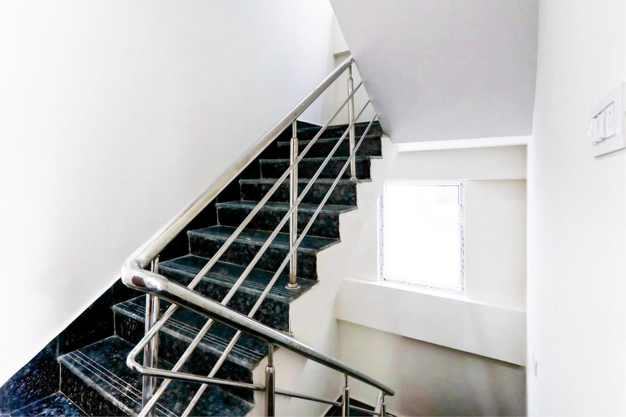 Super Hotel O Adibatla Near Tcs Ibrahimpatan Εξωτερικό φωτογραφία